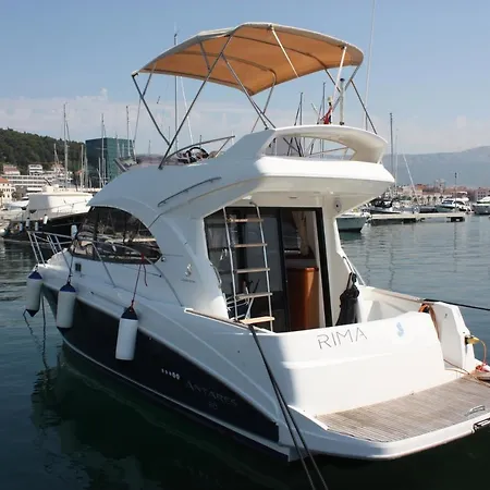 Beneteau Antares 30 Fly- Rima Botel