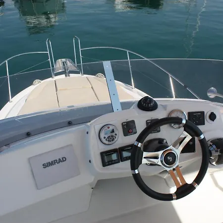 Botel Beneteau Antares 30 Fly- Rima Split